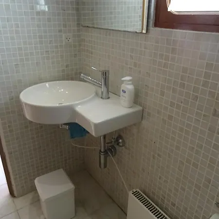 Garibaldi Tatil Evi *